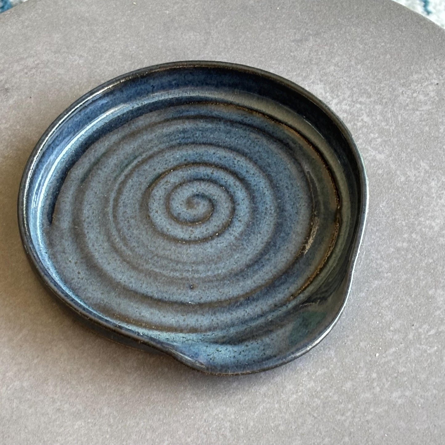 Handmade Ceramic Spoon Rest in Multiple Colors – Pottery Kitchen Utensil Holder - Vakili Art