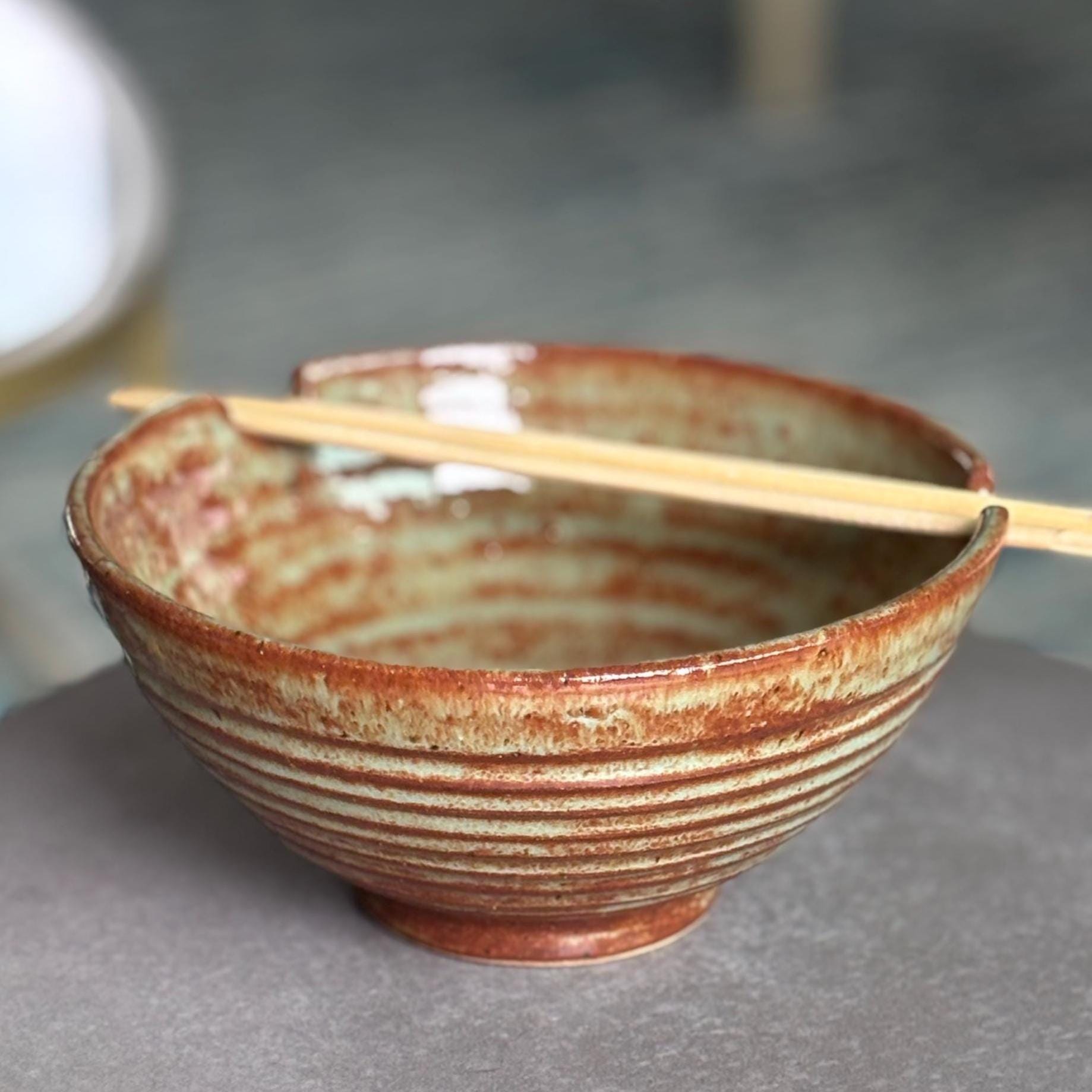 Handmade Ramen Bowl with Chopstick Rest Cutouts | Green and Rust Shino Ceramic Pottery Bowl - Vakili Art