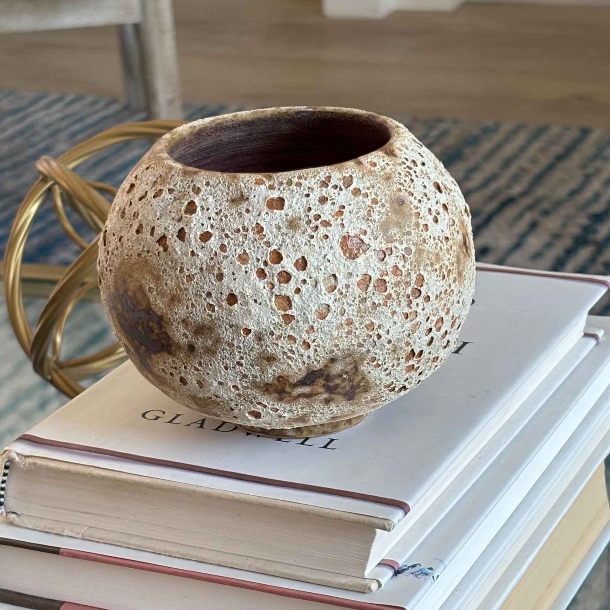 Handmade Round Rustic Vase – Decorative Candy or Trinket Dish – Earthy Brown and Rust Pottery - Vakili Art